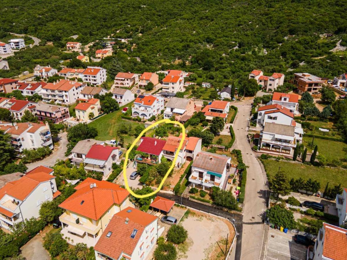 Home Away From Home With A Heated Pool Punat Exteriér fotografie